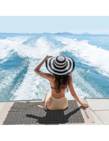 Greenwich Polo Club Plaj Havlusu 3732 – Siyah, Ekru, 90x170, %100 Pamuk